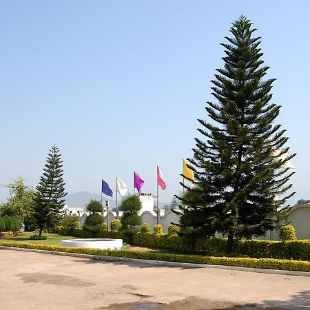 Rayagada Hotel Sai International מראה חיצוני תמונה