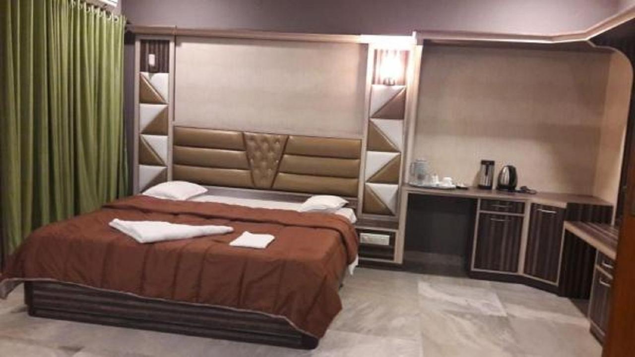 Rayagada Hotel Sai International מראה חיצוני תמונה